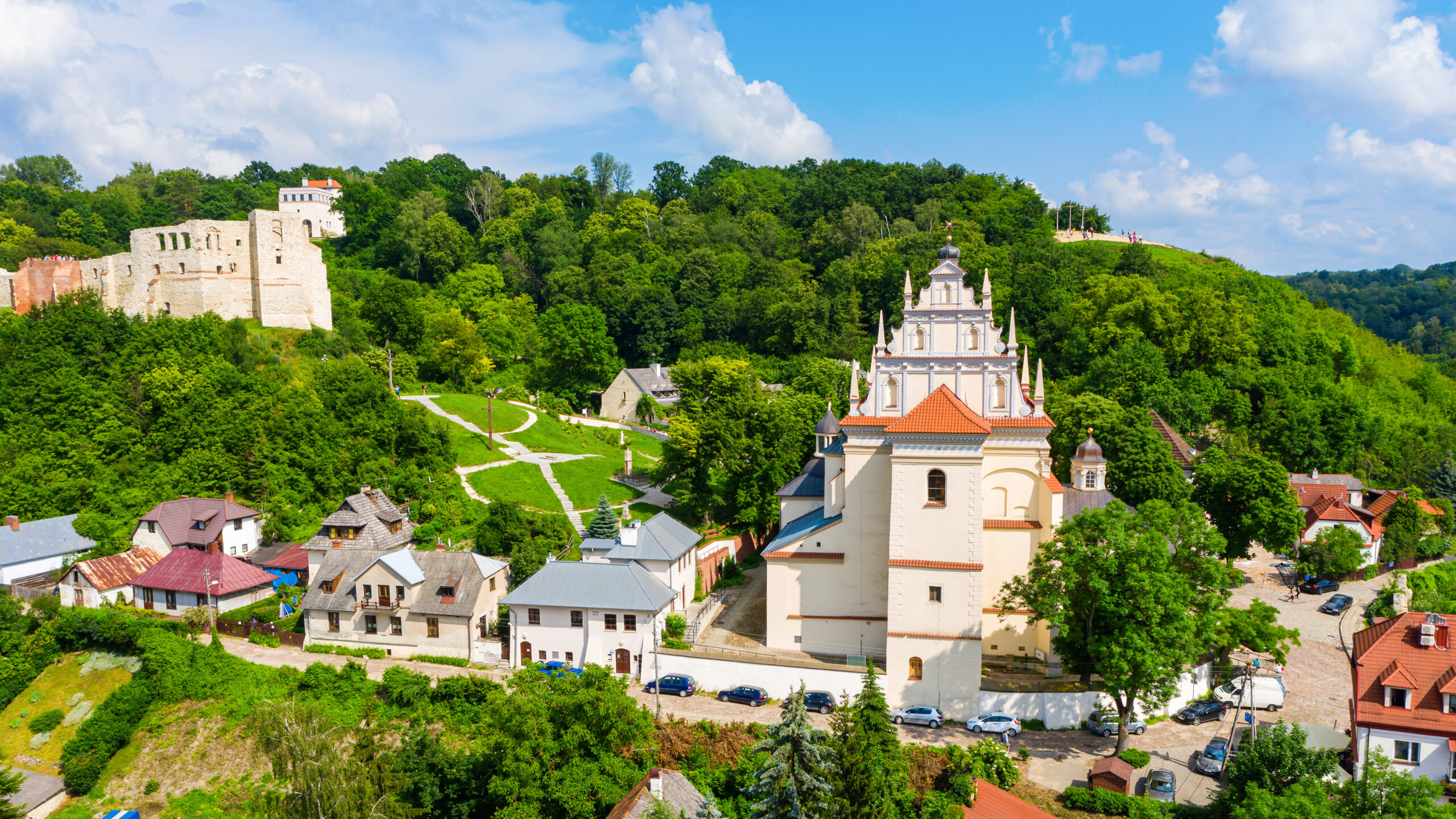 praca zdalna, workation, praca i odpoczynek, praca z psem, wyjazd z psem, domki z ogródkiem, domki z wifi, domki z biurkiem, praca w ogródku, taras, sauna